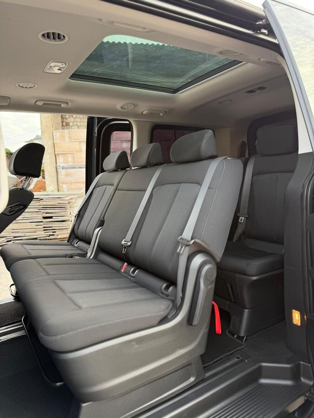 Hyundai Staria: 2022 г., 3.5 л, Автомат, Бензин, Минивэн: фото 7