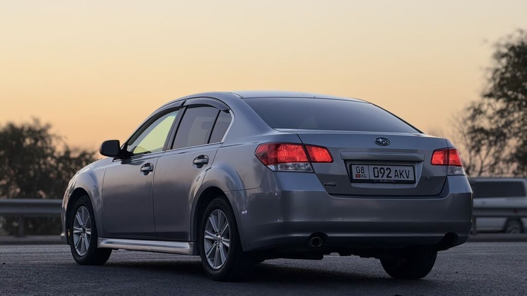 Subaru Legacy: 2010 г., 2.5 л, Автомат, Бензин, Седан: фото 3