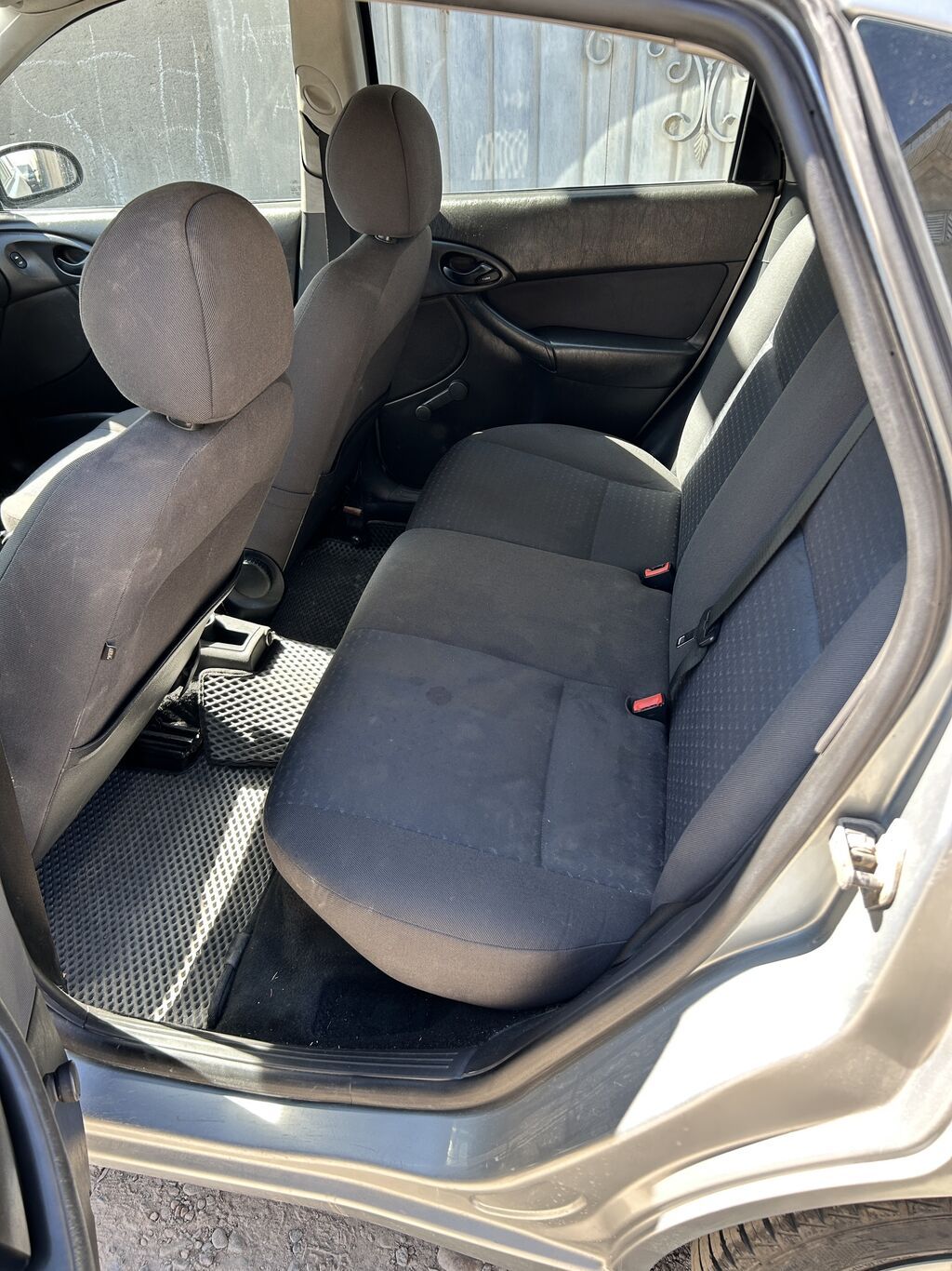 Ford Focus: 2003 г., 1.8 л, Механика, Дизель, Хэтчбэк: фото 4