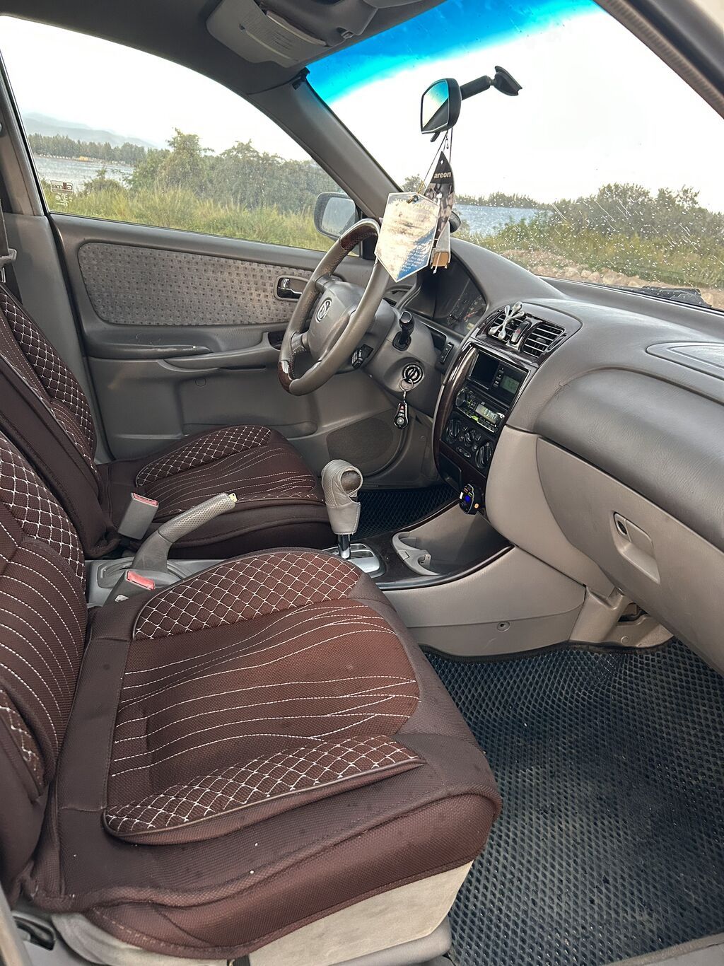 Mazda 626: 2001 г., 2 л, Бензин, Седан: фото 7
