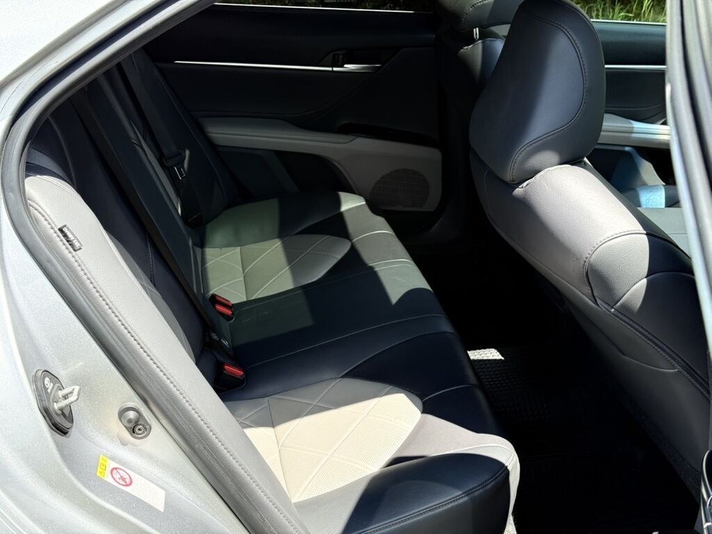 Toyota Camry: 2019 г., 2.5 л, Автомат, Бензин, Седан — фото 6