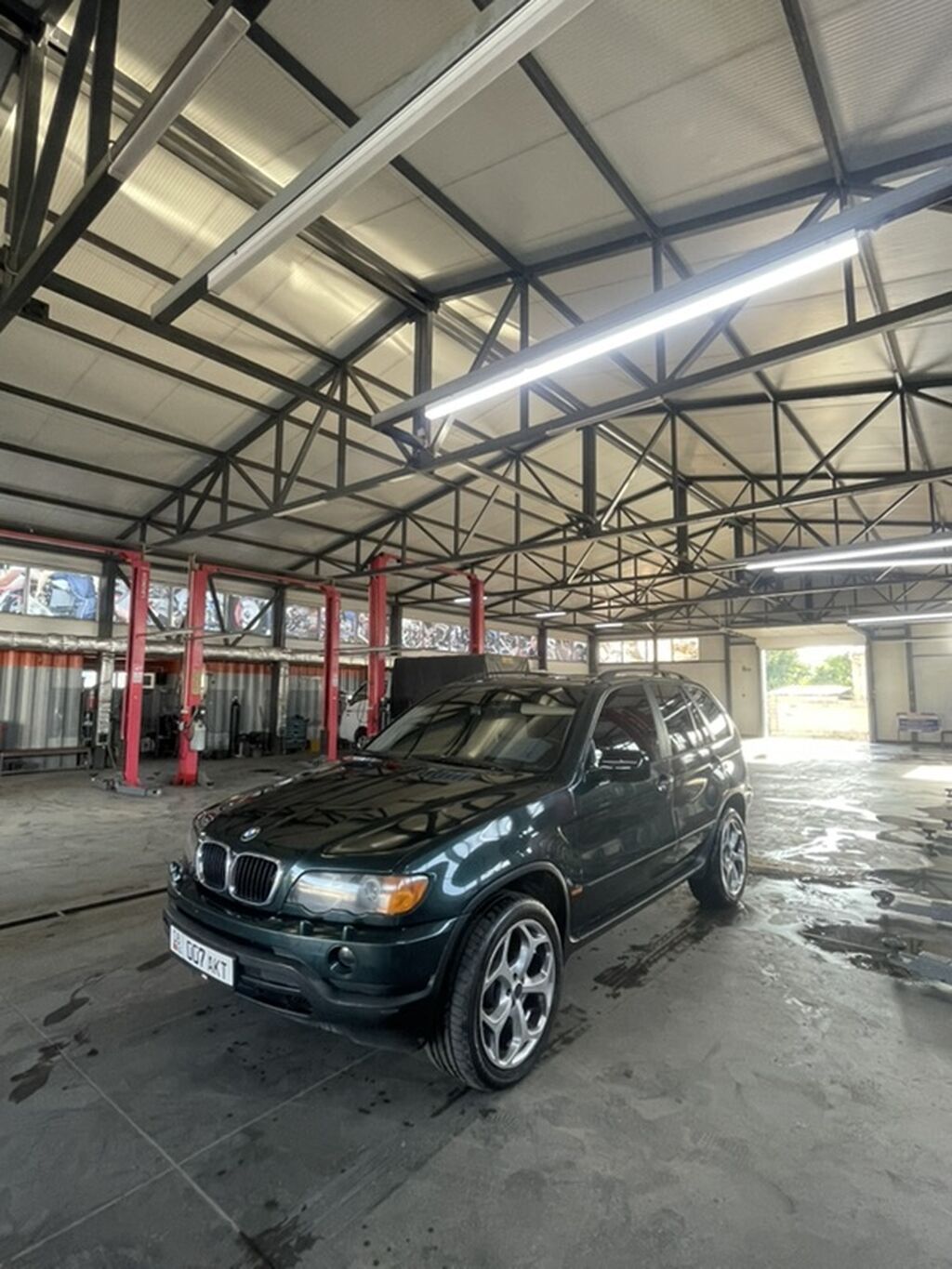 BMW X5: 2001 г., 3 л, Автомат, Бензин, Кроссовер: фото 2