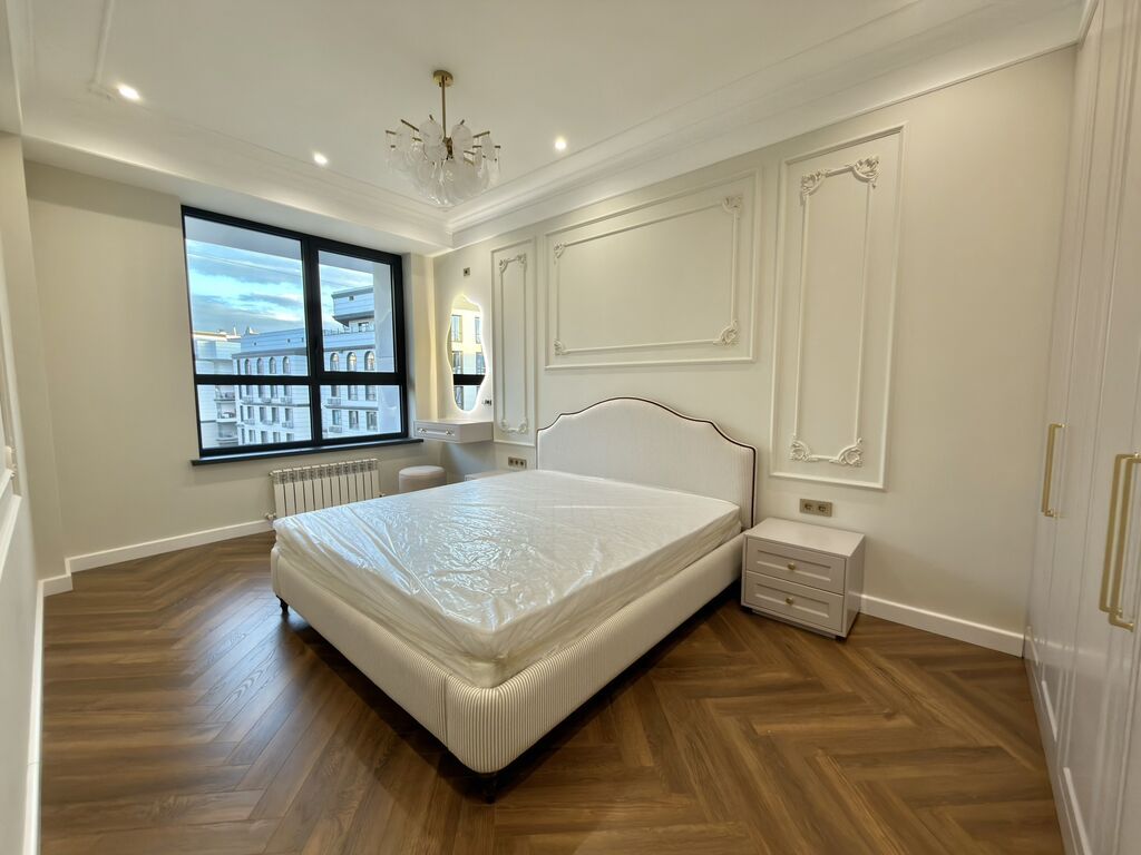 2 комнаты, 75 м², Элитка, 14 этаж: фото 1