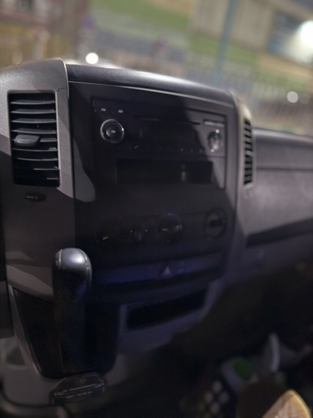Mercedes-Benz Sprinter (поколение W906), цельнометаллический фургон: фото 7
