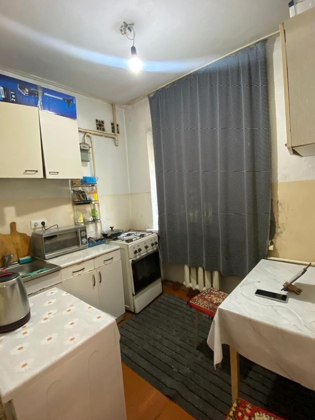 1 комната, 28 м², Хрущевка, магазин Космос Хрущевка, 1 этаж, Старый ремонт: фото 4
