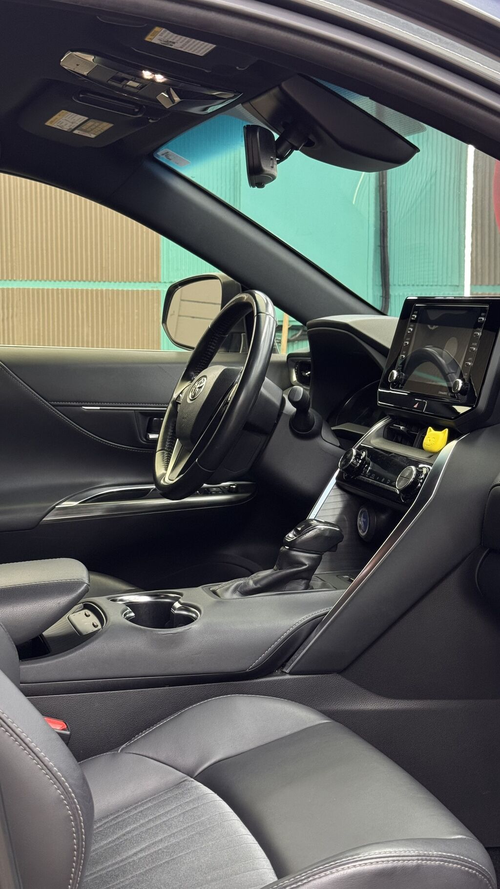 Toyota Venza: 2021 г., 2.5 л, Вариатор, Гибрид, Кроссовер: фото 4