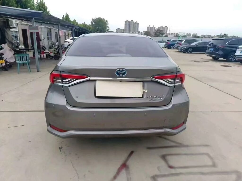Toyota Corolla: 2023 г., Гибрид, Седан: фото 4