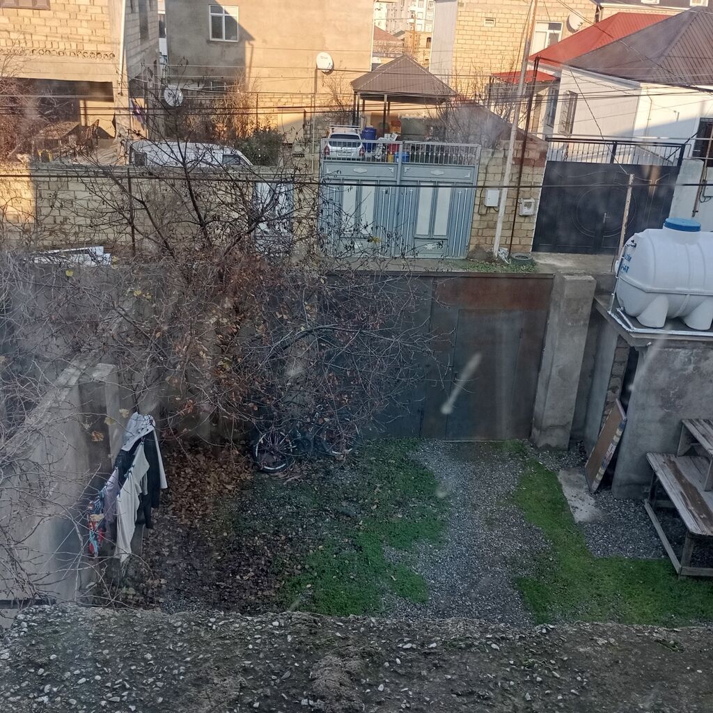 8 otaq, 224 kv. m, Kredit yoxdur, Orta təmir