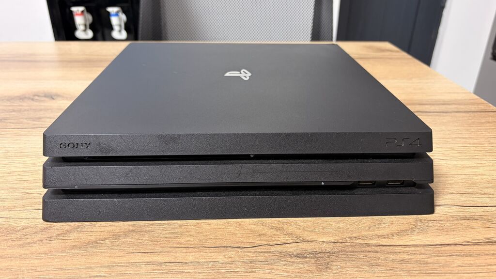 Playstation 4 Pro (3 ревизия), 11.50, прошитая 1Тб, 2 новых обычных: фото 3