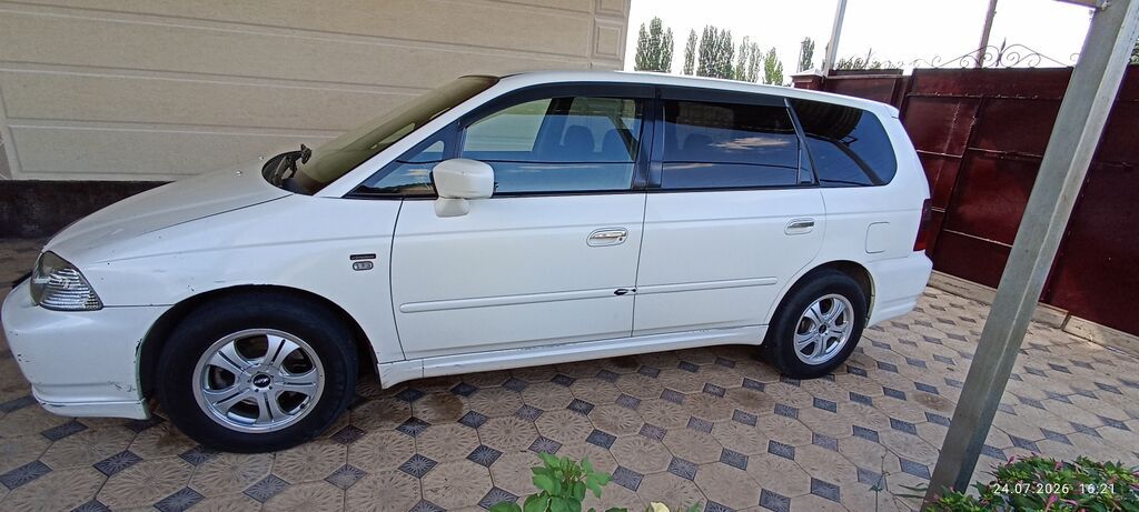 Honda Odyssey 2002 г., 2.3 л, автомат, бензин: фото 7