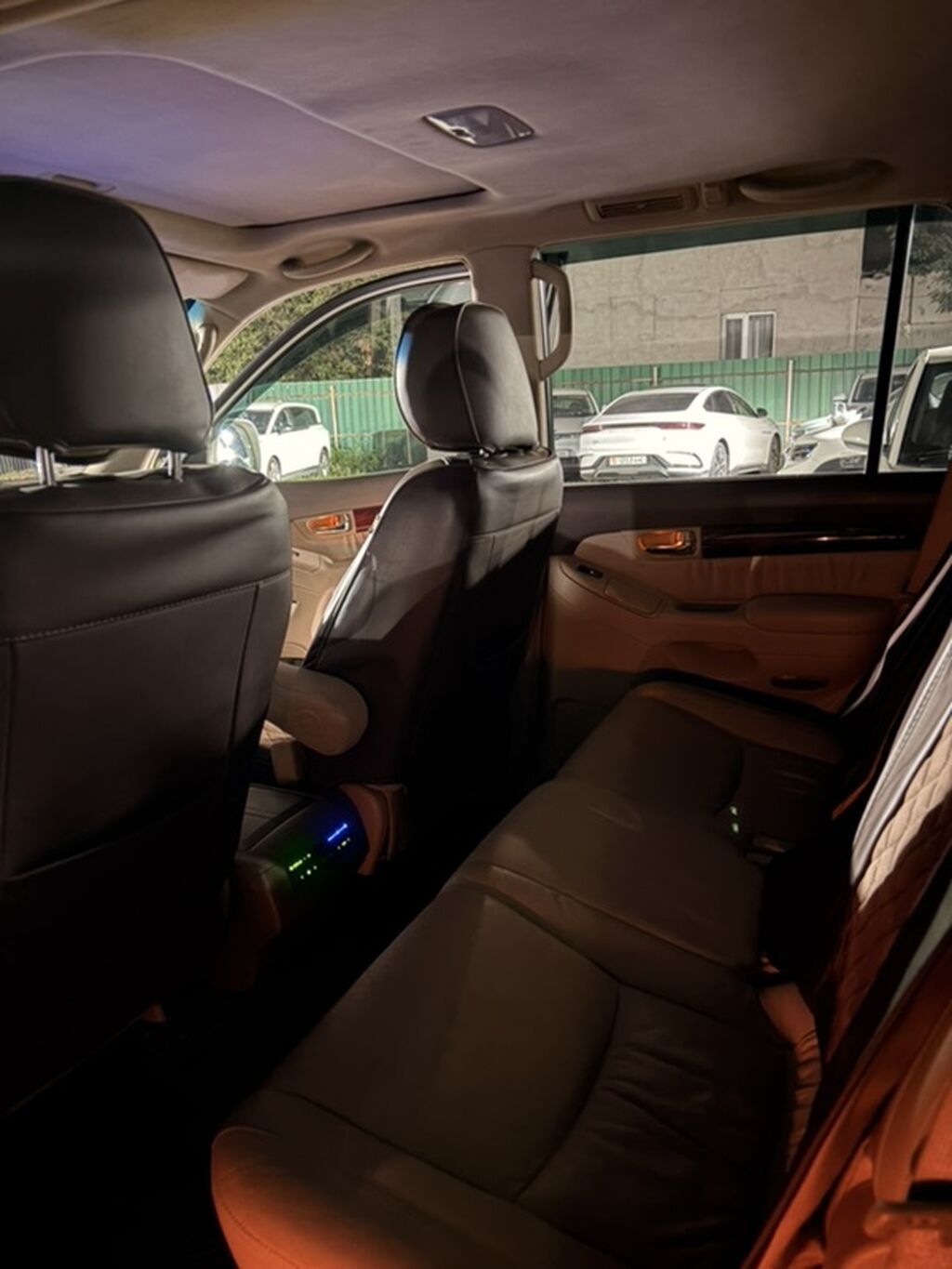 Lexus GX: 2008 г., 4.7 л, Автомат, Внедорожник: фото 4