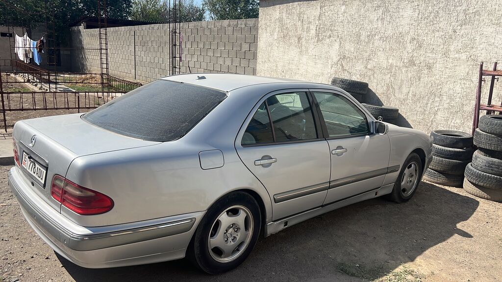 Mercedes-Benz E-Class: 2000 г., 2 л, Автомат, Бензин, Седан: фото 6