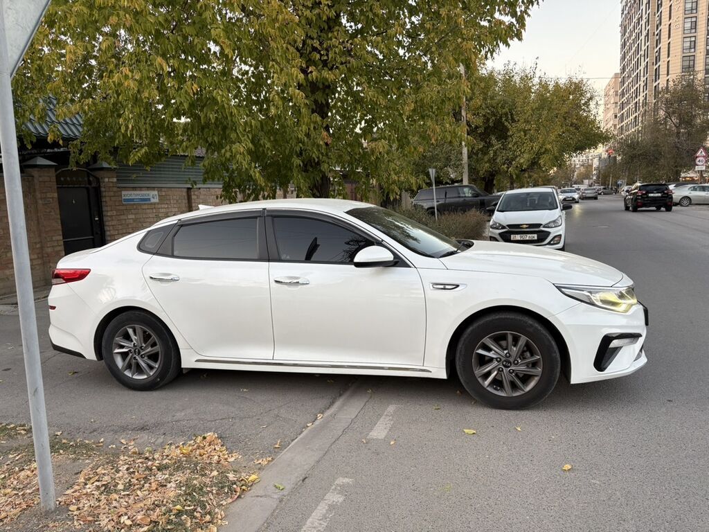 Kia K5: 2019 г., 2 л, Автомат, Газ, Седан: фото 2