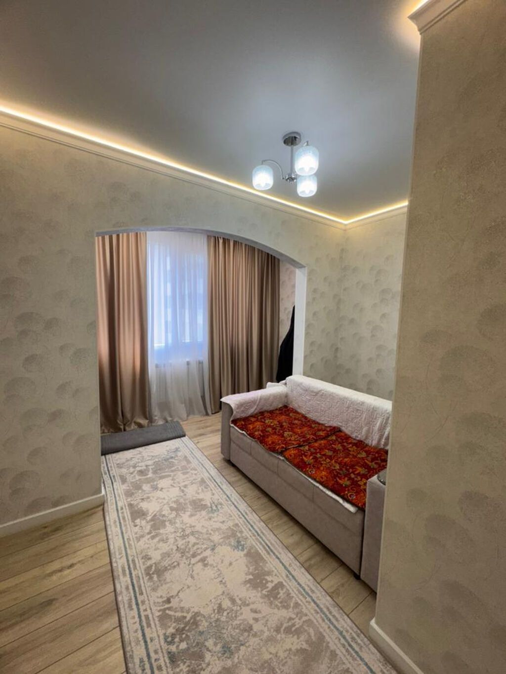 3 комнаты, 81 м², 108 серия, 6 этаж, Евроремонт — фото 2