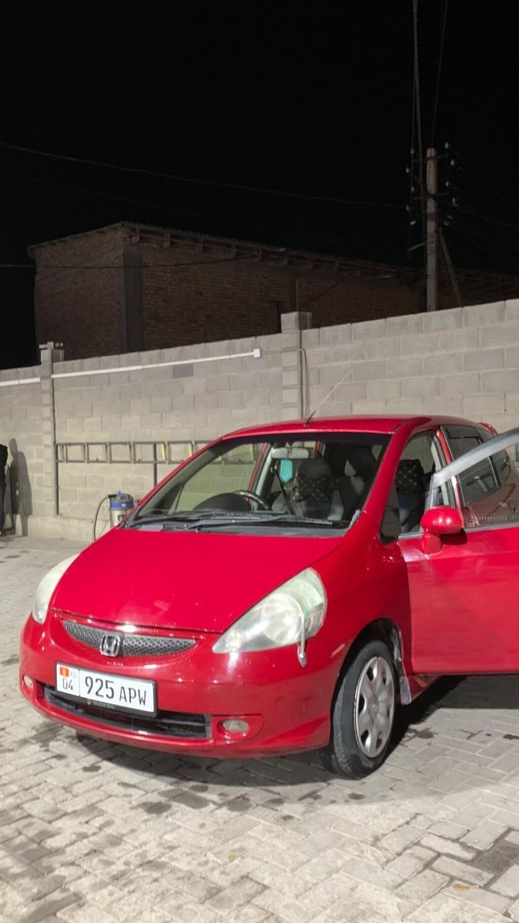 Honda Fit: 2002 г., 1.3 л, Вариатор, Хэтчбэк: фото 5