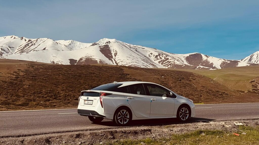Продам Toyota Prius 2017 г., гибрид, 1.8 л: фото 3