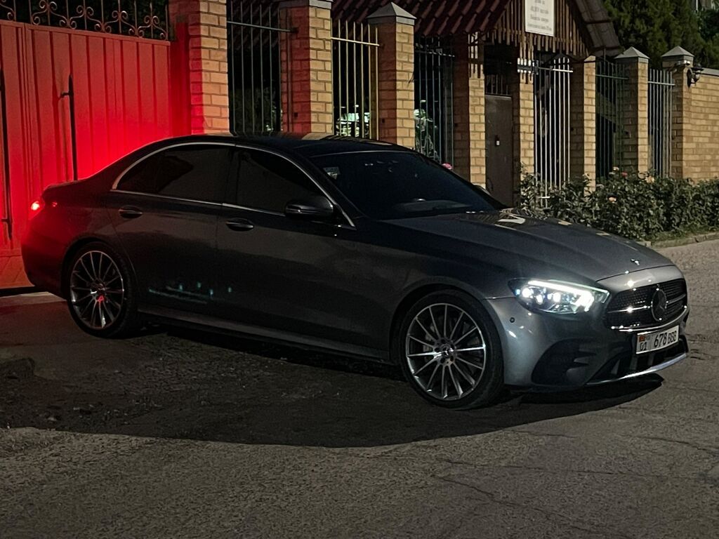 Mercedes-Benz E-Class: 2021 г., 2 л, Автомат, Бензин, Седан: фото 2