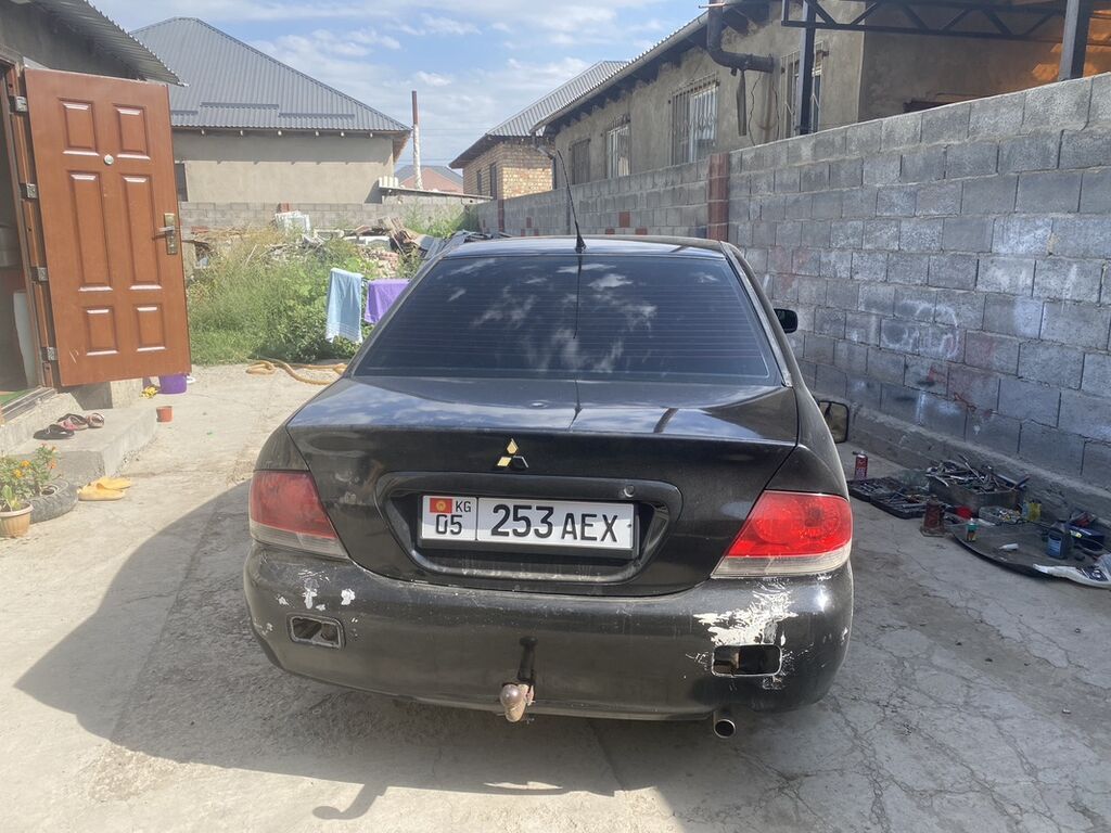 Mitsubishi Lancer: 2004 г., 1.6 л, Механика, Бензин, Седан: фото 5