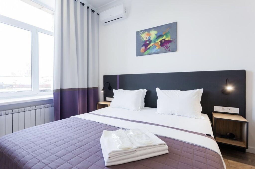 Nərimanov ərazisində 37 otaq (restoranlı) ayrı tikili 7,8 maşınlıq