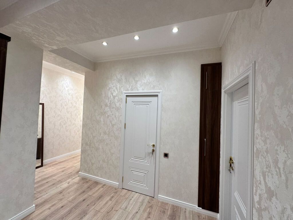Yeni Yasamalda 2 otaqlı yeni tikili mənzil satılır, 82 m², 219 000 AZN, şəkil 2 / 12