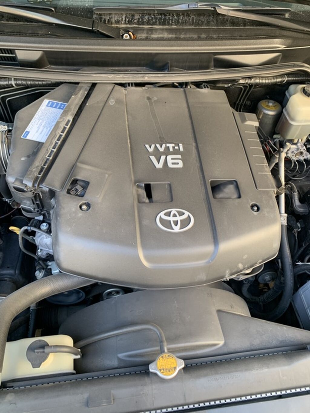 Toyota Land Cruiser: 2011 г., 4 л, Автомат, Бензин, Универсал: фото 8