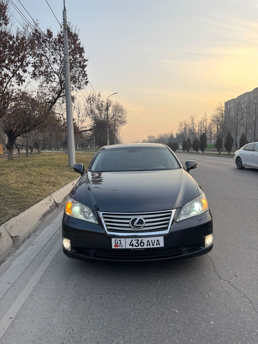 Lexus ES: 2011 г., 3.5 л, Автомат, Бензин, Седан: фото 2