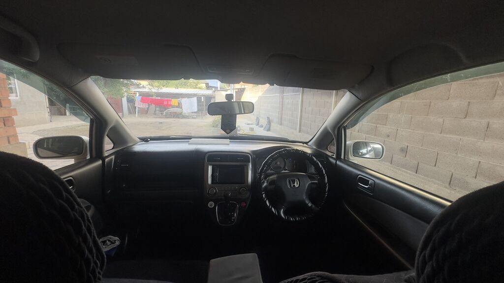 Honda Stream: 2003 г., 2 л, Автомат, Газ, Минивэн: фото 5