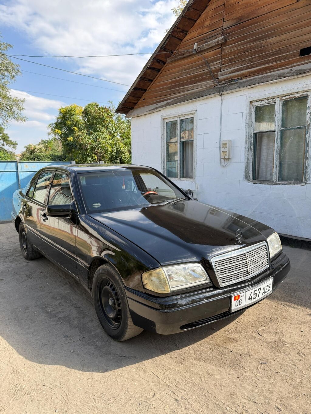Mercedes-Benz C-Class: 1997 г., 1.8 л, Механика, Бензин, Седан: фото 1