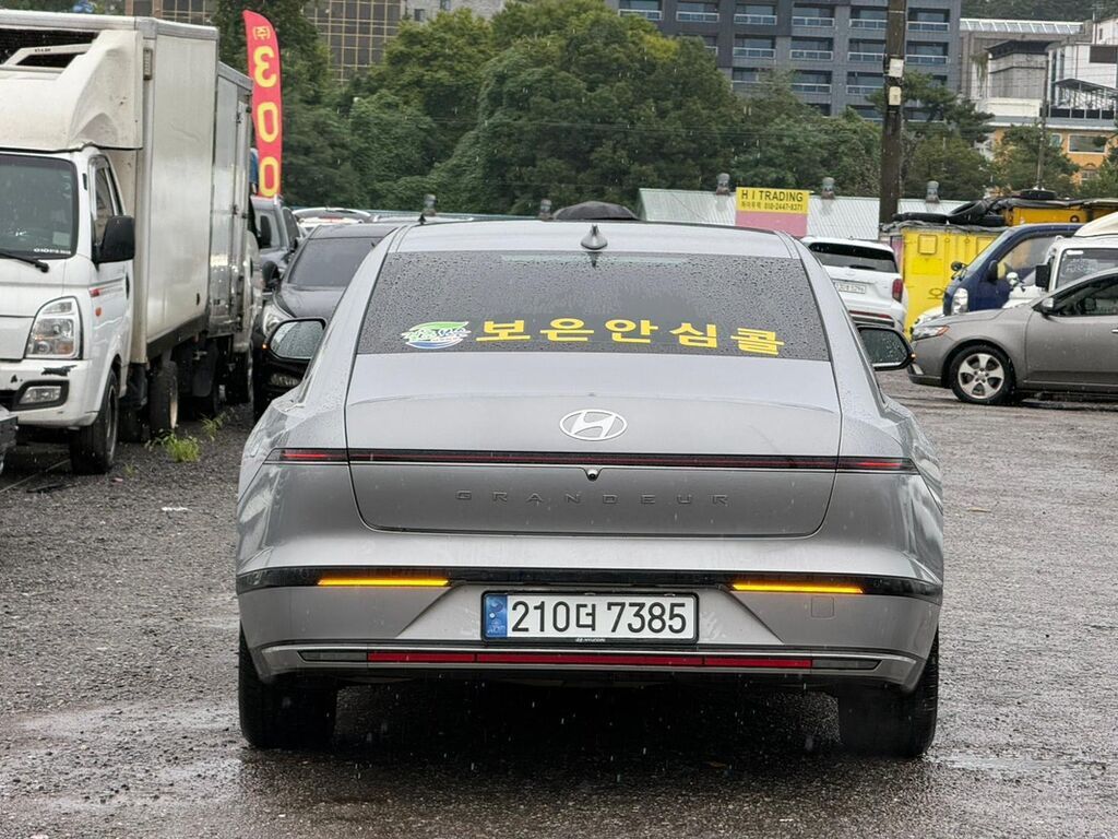 Hyundai Grandeur: 2023 г., 3.5 л, Автомат, Газ, Седан: фото 2