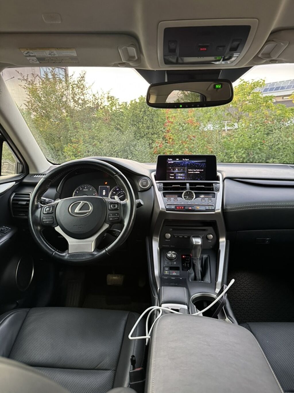 Lexus NX: 2019 г., 2 л, Автомат, Бензин, Кроссовер: фото 6