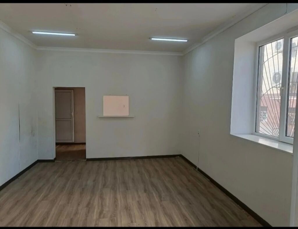 Продажа офисов 80 м², Без ремонта, Без мебели, Частный дом, 1 этаж: фото 4
