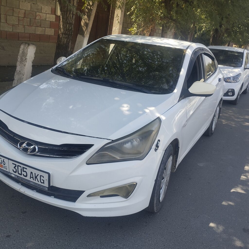 Hyundai Accent: 2015 г., 1.4 л, Механика, Седан: фото 2
