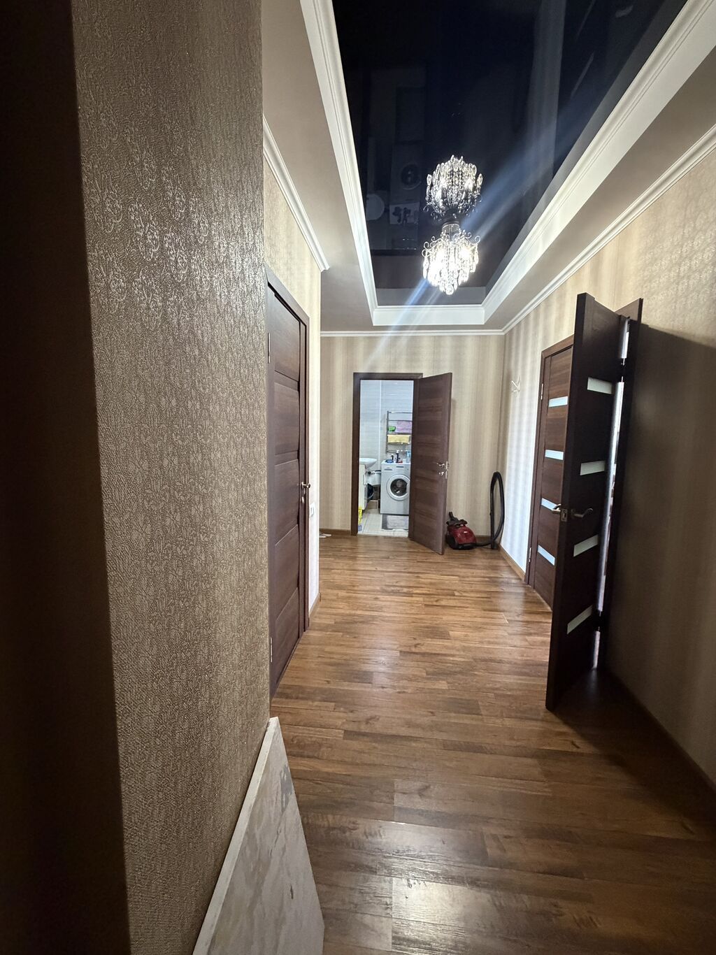 Комната для 3 девушек большой зал все удобства имеются 15000 сом с: фото 2