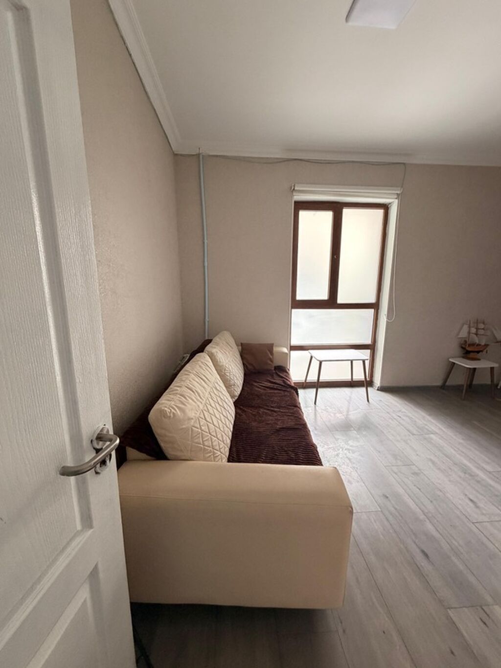 Xətai metrosu yaxınlığında, Xocalı prospektində 80 m² obyekt icarəyə