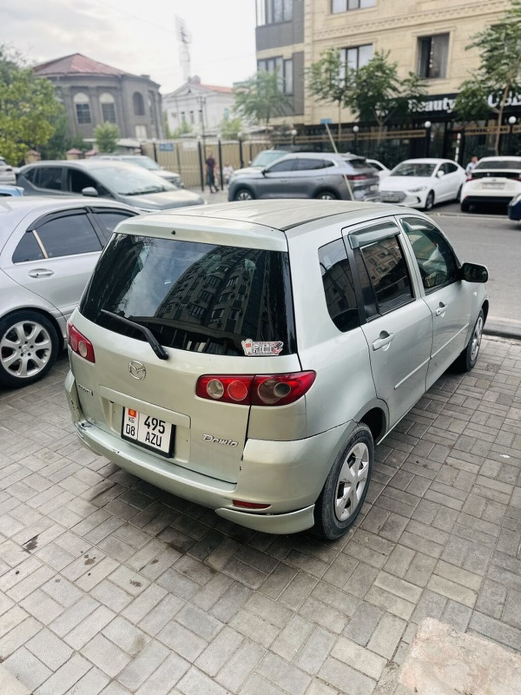 Mazda Demio: 2003 г., Хэтчбэк: фото 4