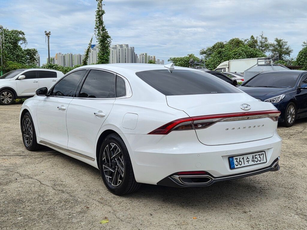 Hyundai Grandeur: 2020 г., 2.4 л, Автомат, Гибрид: фото 4