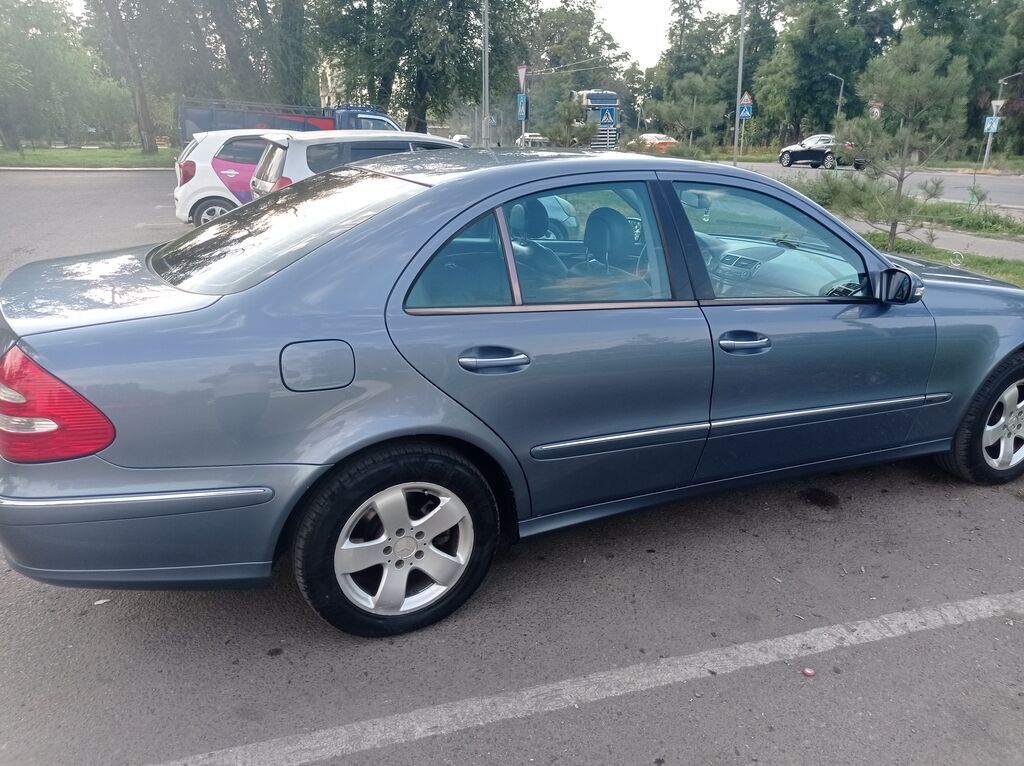 Mercedes-Benz E-Class: 2004 г., 3.2 л, Автомат, Бензин, Седан: фото 6