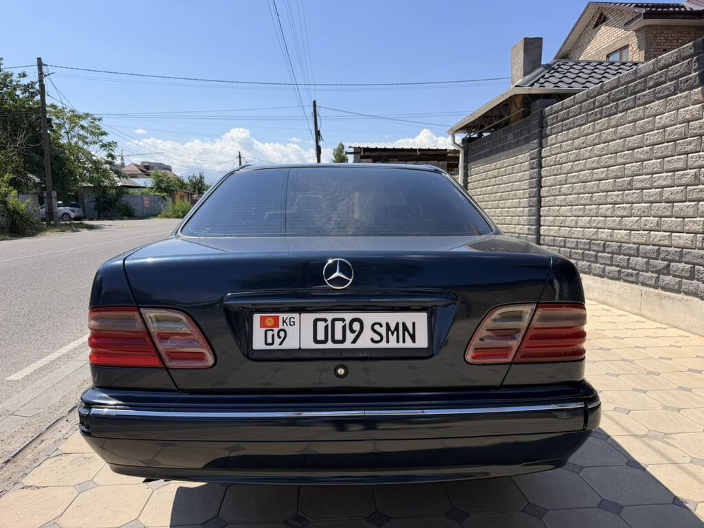 Mercedes-Benz E-Class: 2000 г., 3.2 л, Автомат, Бензин, Седан: фото 4