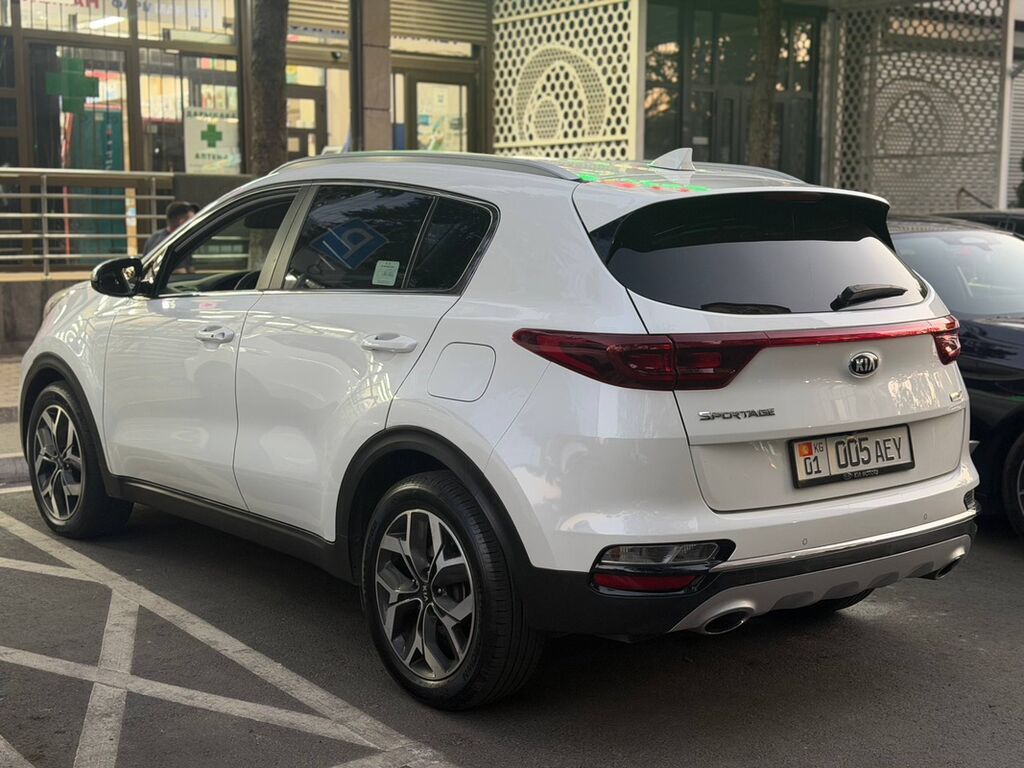 Kia Sportage: 2019 г., 2 л, Автомат, Дизель, Кроссовер: фото 3