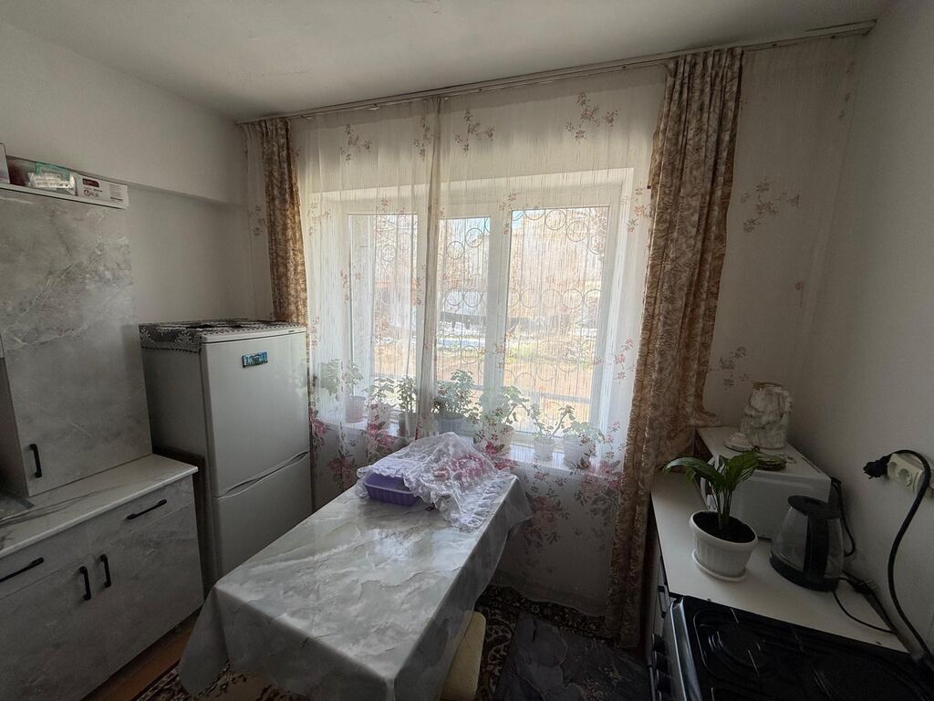 1 комната, 35 м², Индивидуалка, 1 этаж, Косметический ремонт: фото 3