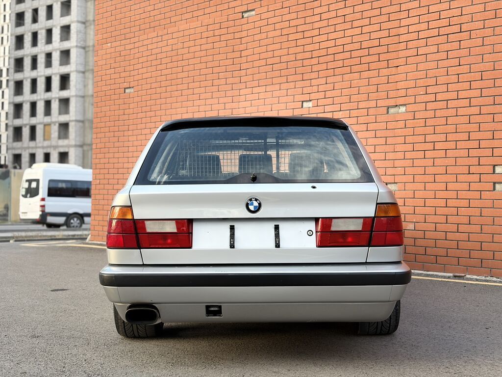 BMW 5 series: 1996 г., 2.8 л, Механика, Бензин, Седан: фото 4