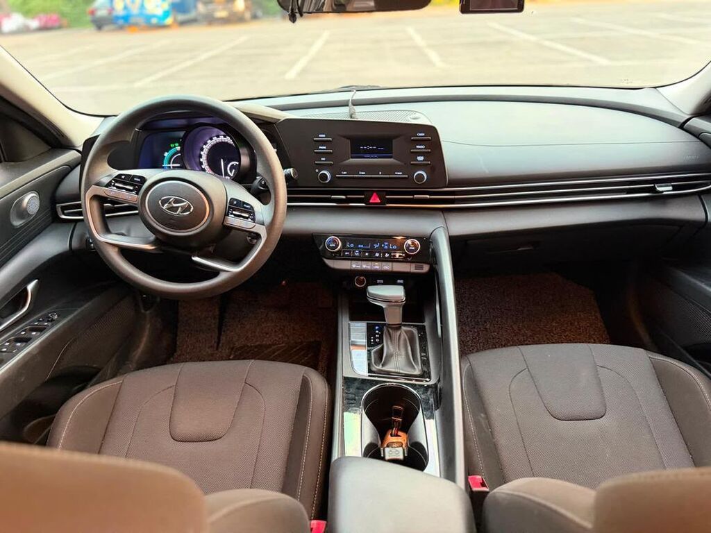 Hyundai Avante: 2021 г., Седан: фото 8