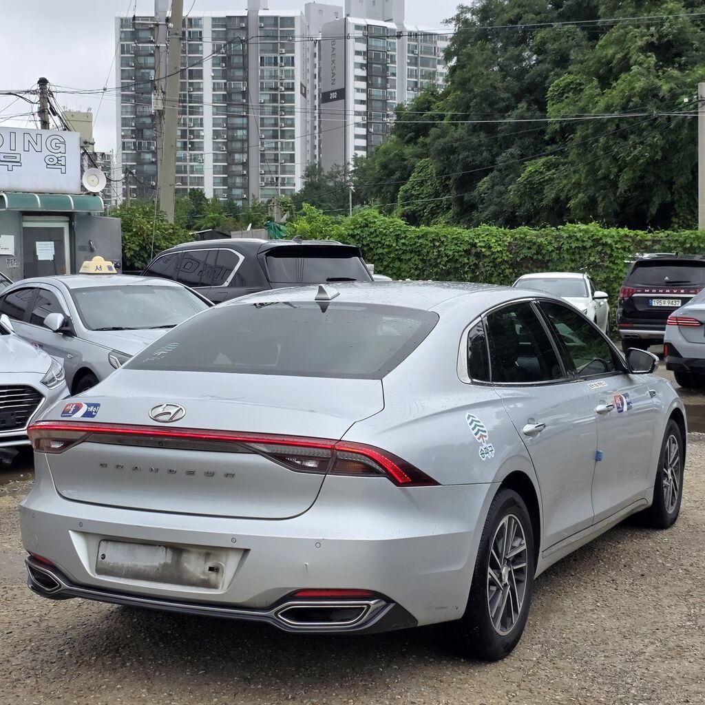 Hyundai Grandeur: 2020 г., 3 л, Газ, Седан: фото 4