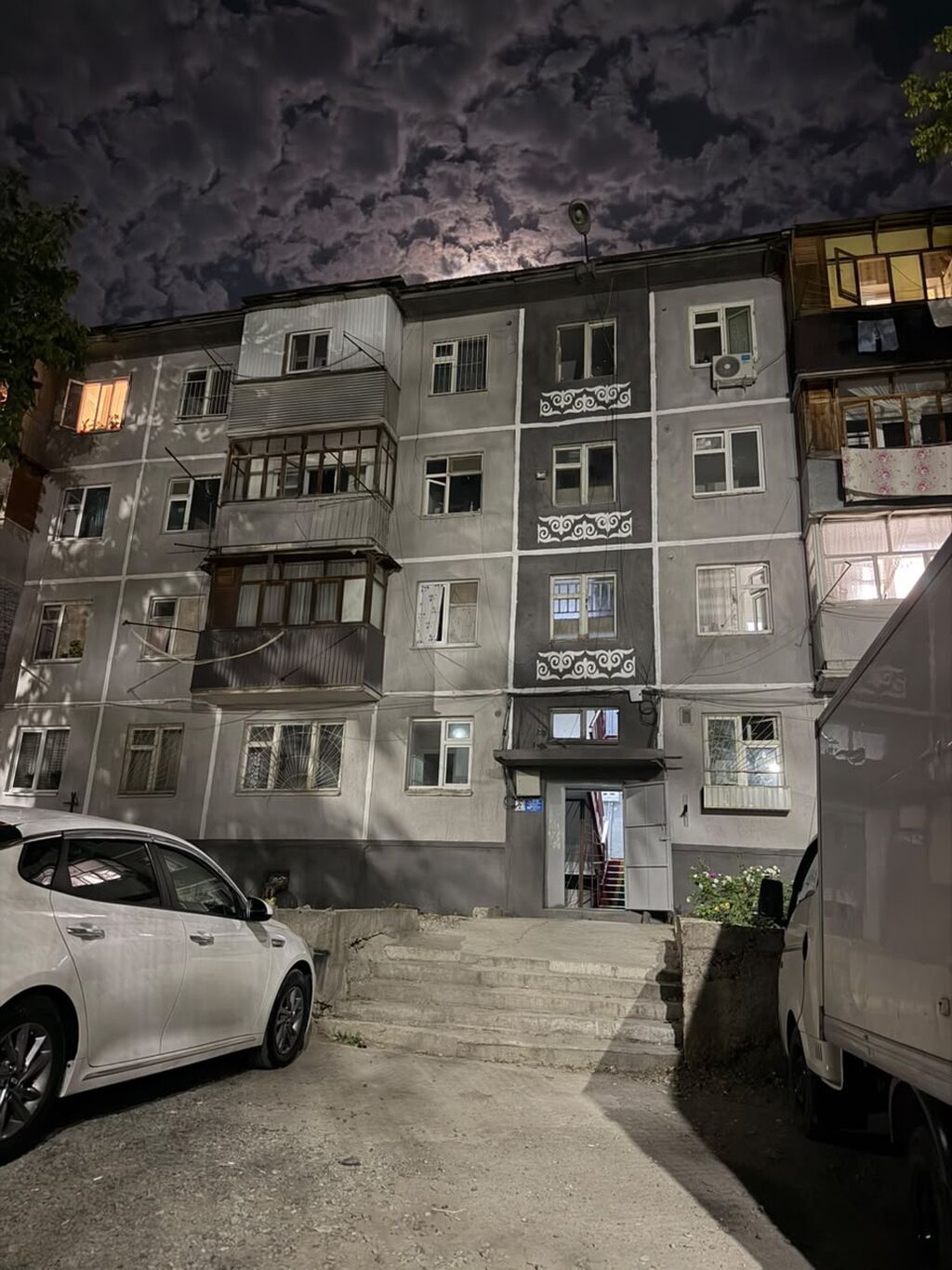 3 комнаты, 58 м², Курманжан-Датка мкр., 103 серия, 4 этаж, Евроремонт: фото 3