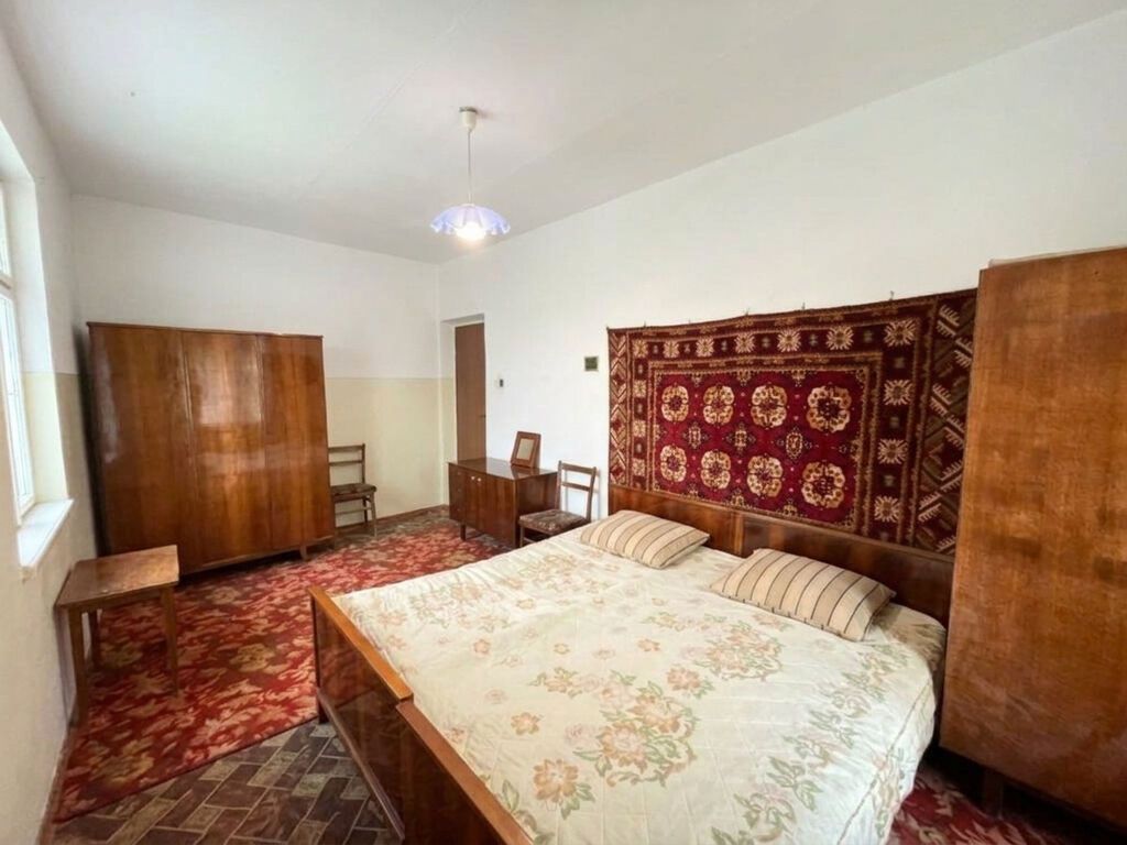 2 комнаты, 47 м², Юг-2 мкр Индивидуалка, 2 этаж, Старый ремонт: фото 2