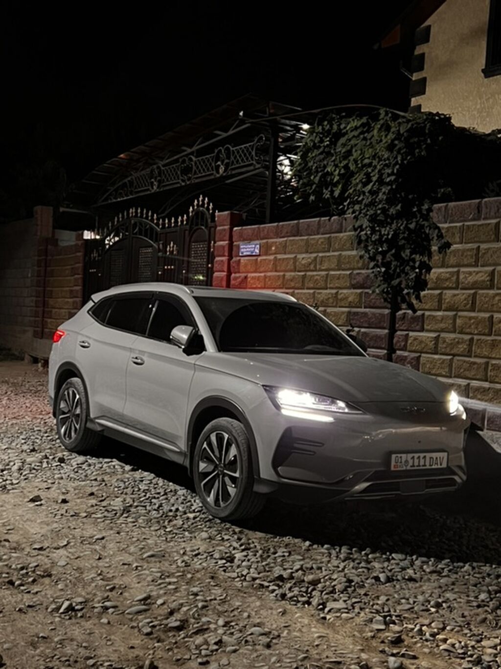 BYD Song Plus: 2024 г., 0.1 л, Автомат, Электромобиль, Кроссовер: фото 2