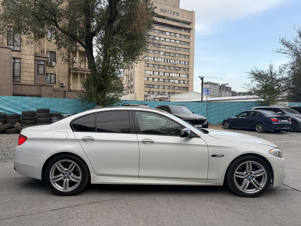 BMW 5 series: 2011 г., 2.5 л, Автомат, Бензин, Седан: фото 4