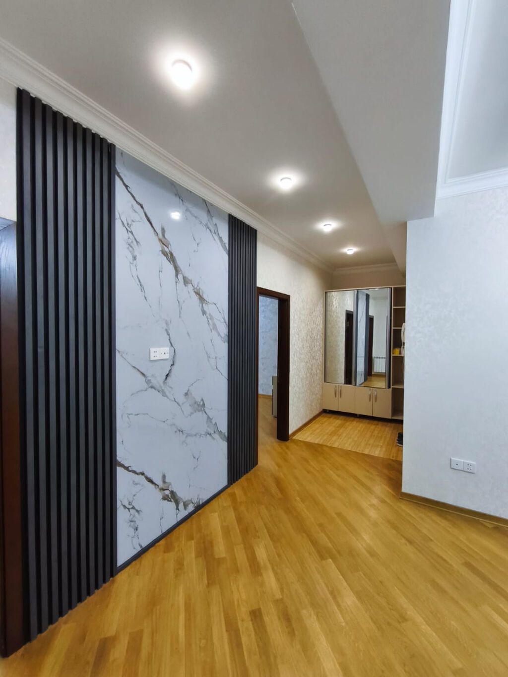 3 otaqlı, Yeni tikili, 132 kv. m
