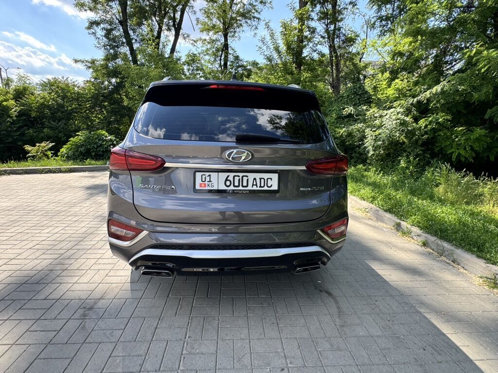 Hyundai Santa Fe: 2018 г., 2.2 л, Автомат, Дизель, Кроссовер: фото 4