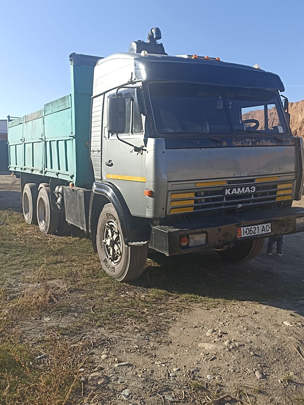 КАМАЗ - Тип: тяжелый грузовой самосвал КАМАЗ, формула колес 6x4. -: фото 1